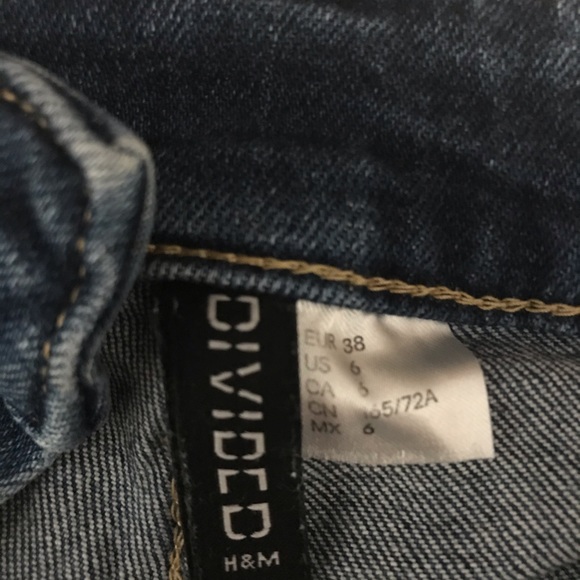 Jean shorts - Picture 2 of 3